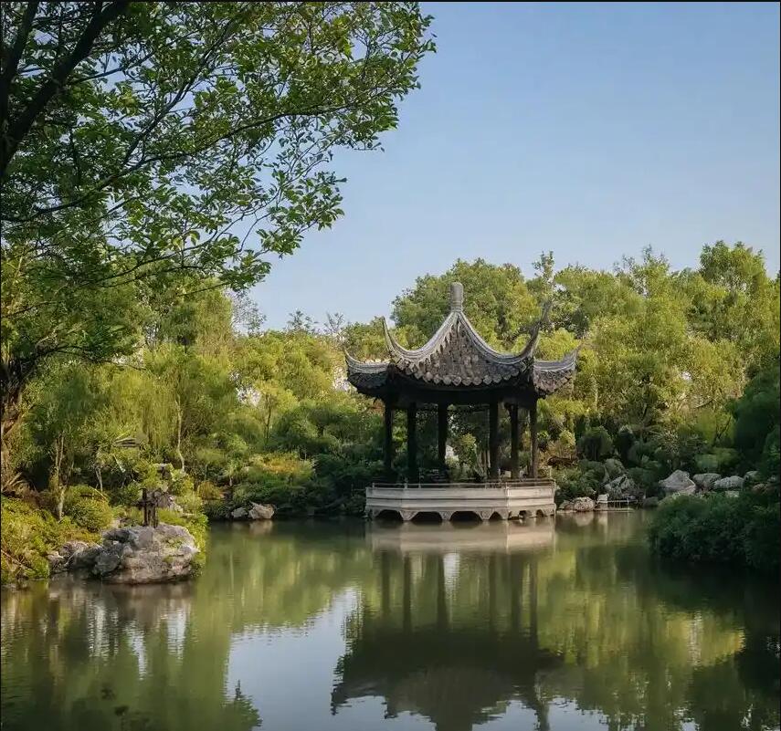 长沙雨花山柏餐饮有限公司